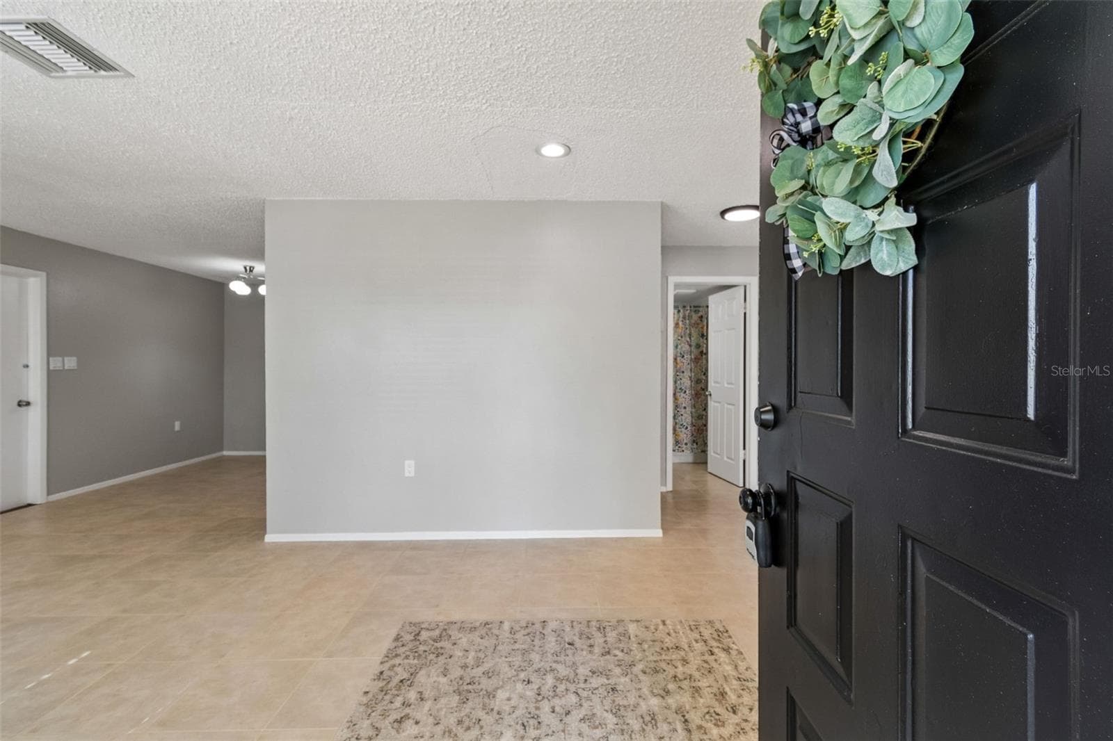 9631 Marlinton Ln photo 5