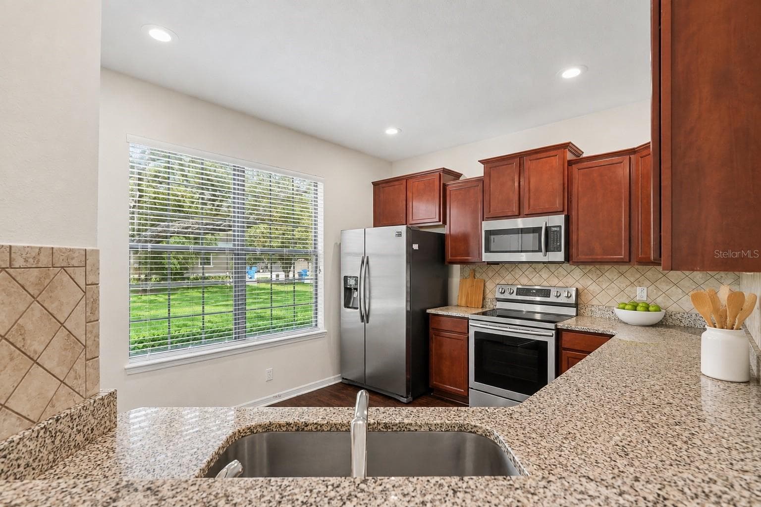 5520 Kinglethill Dr photo 3