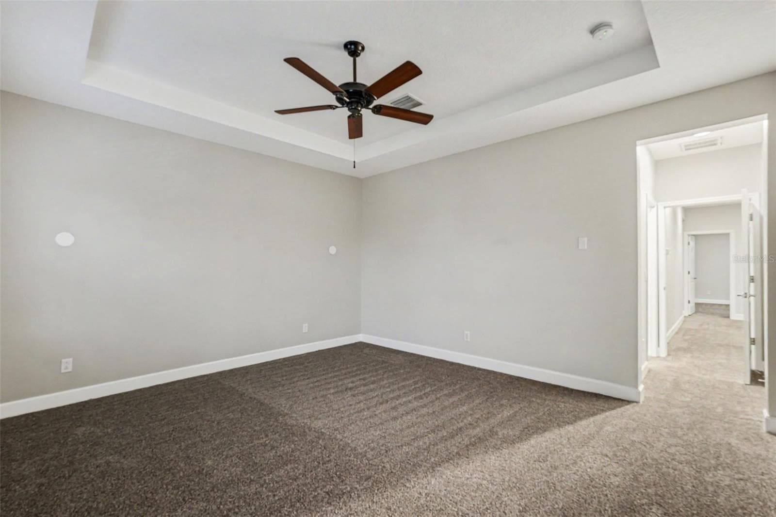 11188 Grand Winthrop Ave photo 3