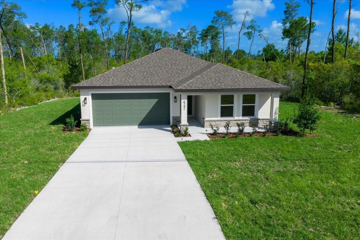 6241 Freeport Dr photo 3