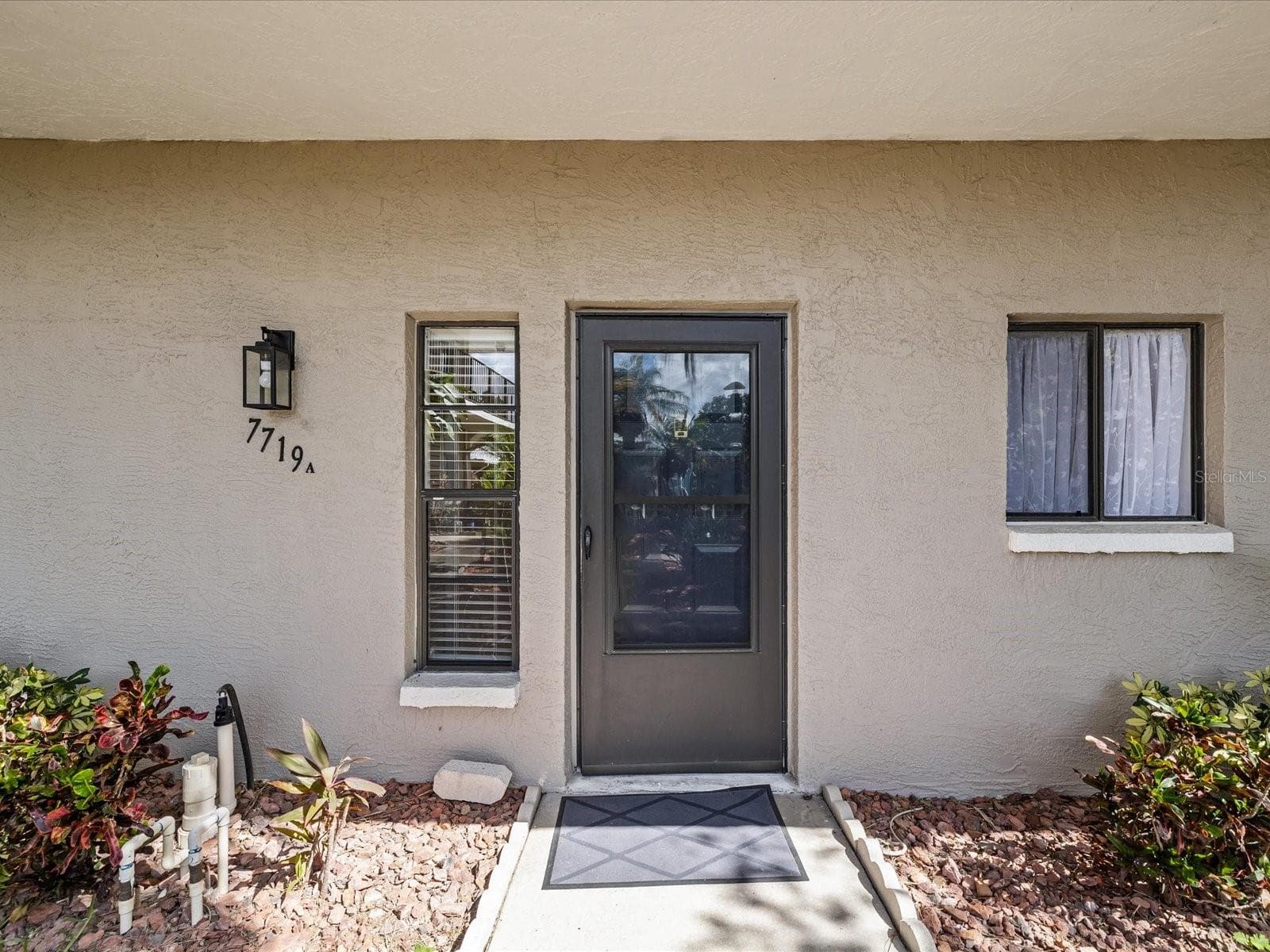 7719 Cosme Dr #1 photo 4