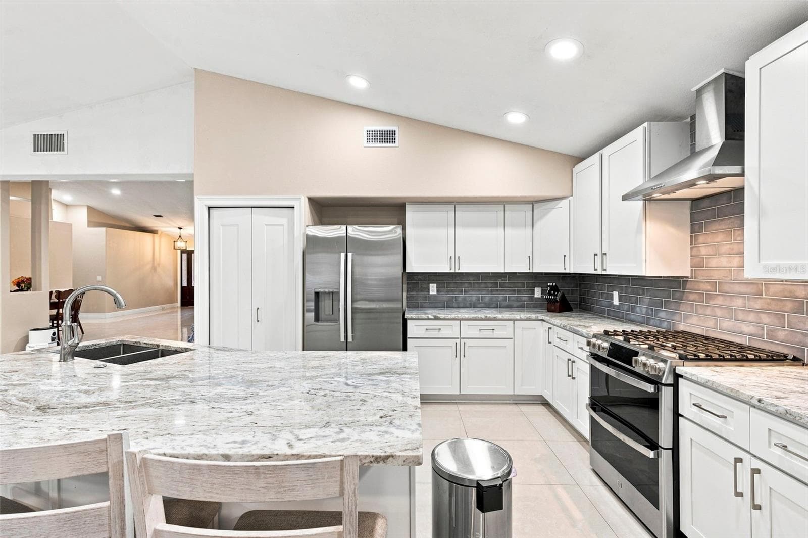 16502 Cayman Dr