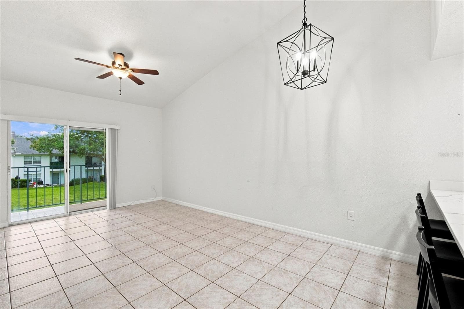 5005 Bordeaux Village Pl #202 photo 5