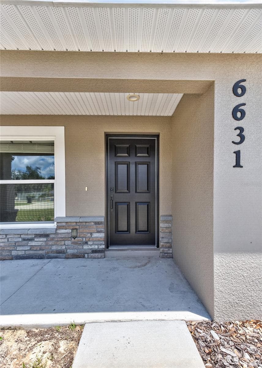 6631 Thornhill Rd photo 3