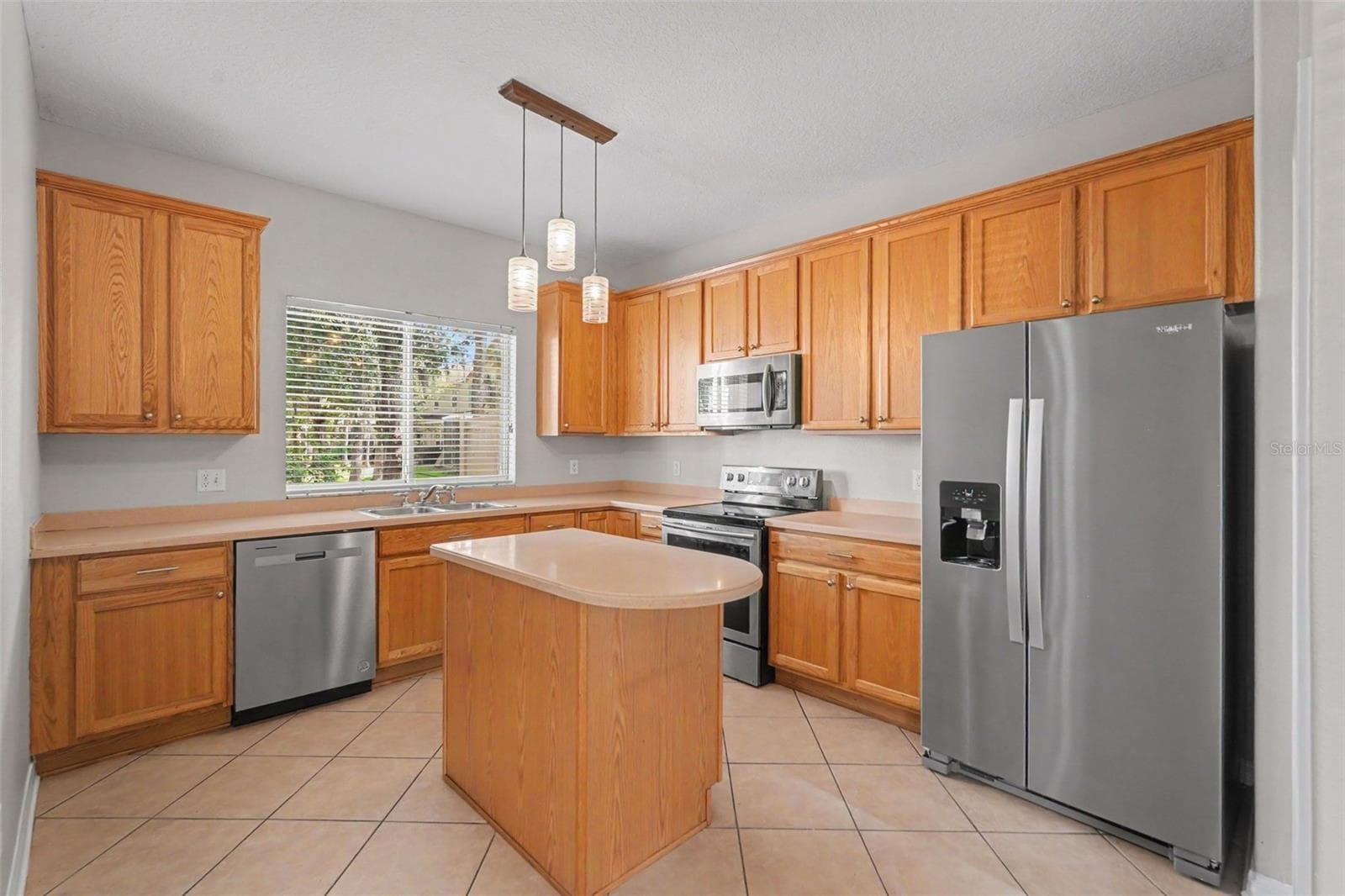10536 Shady Falls CT photo 4
