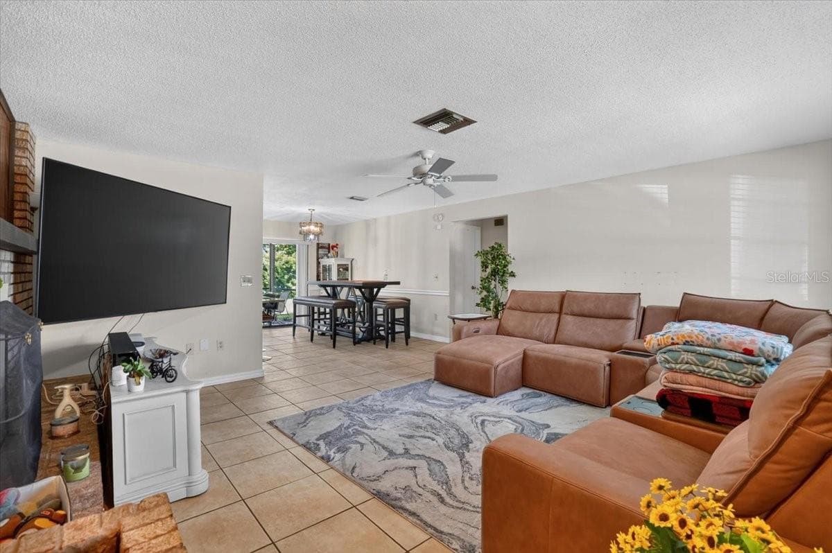 5031 Brandeis Cir S photo 5