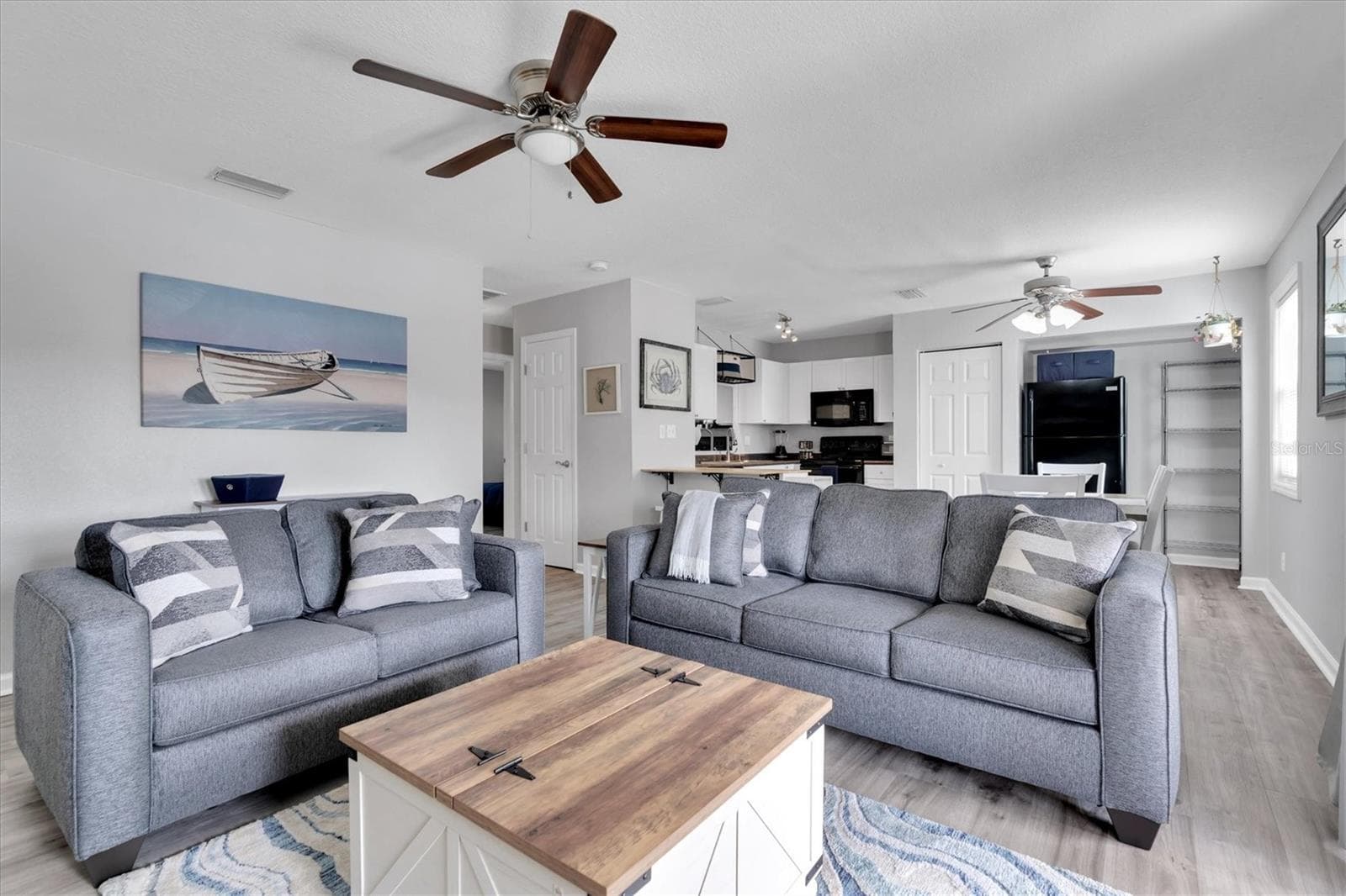 102 Pompano Dr SE #C photo 3