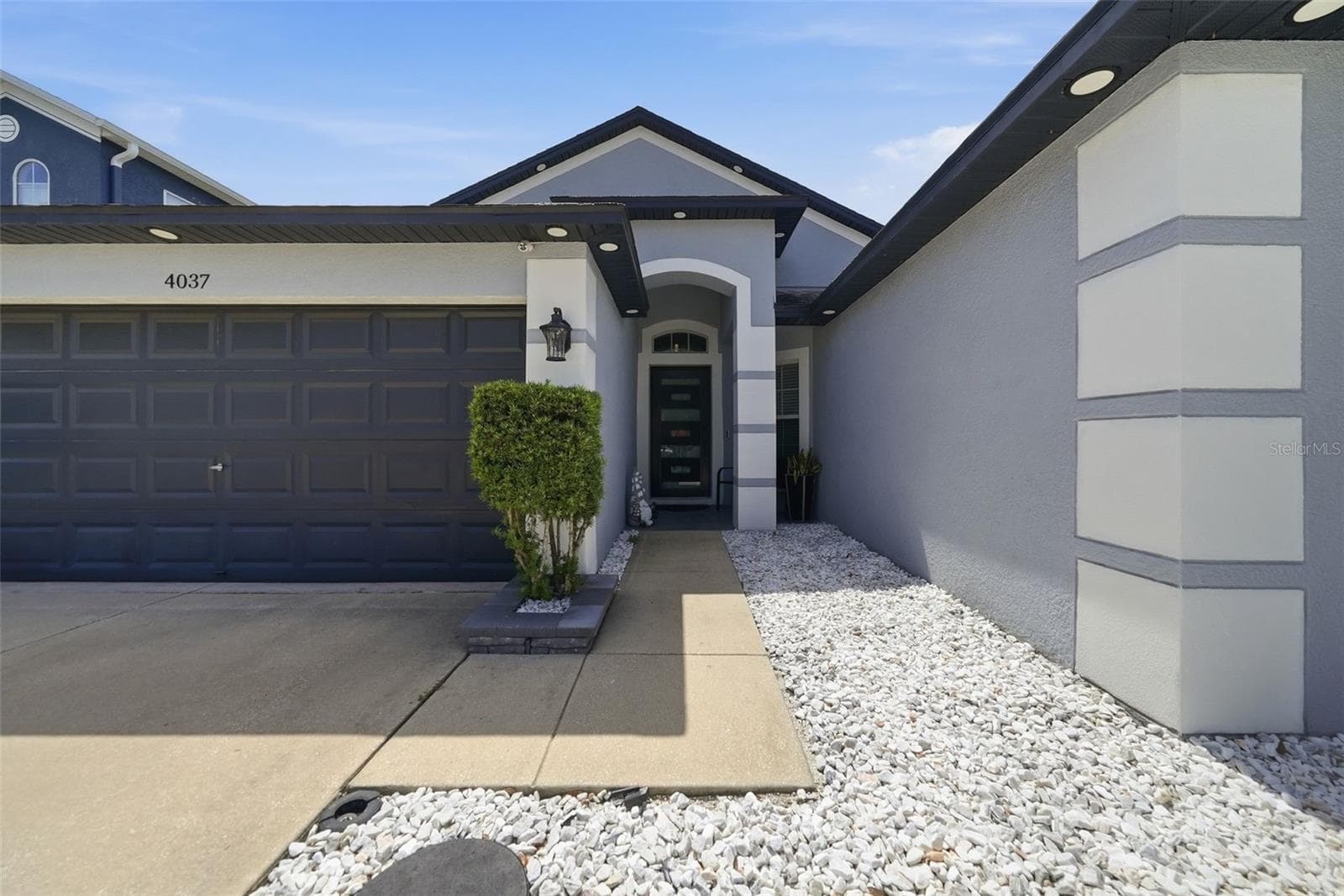 4037 Warwick Hills Dr photo 3