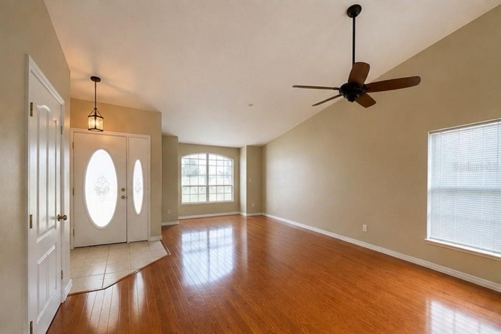 6741 Northlake Dr photo 3
