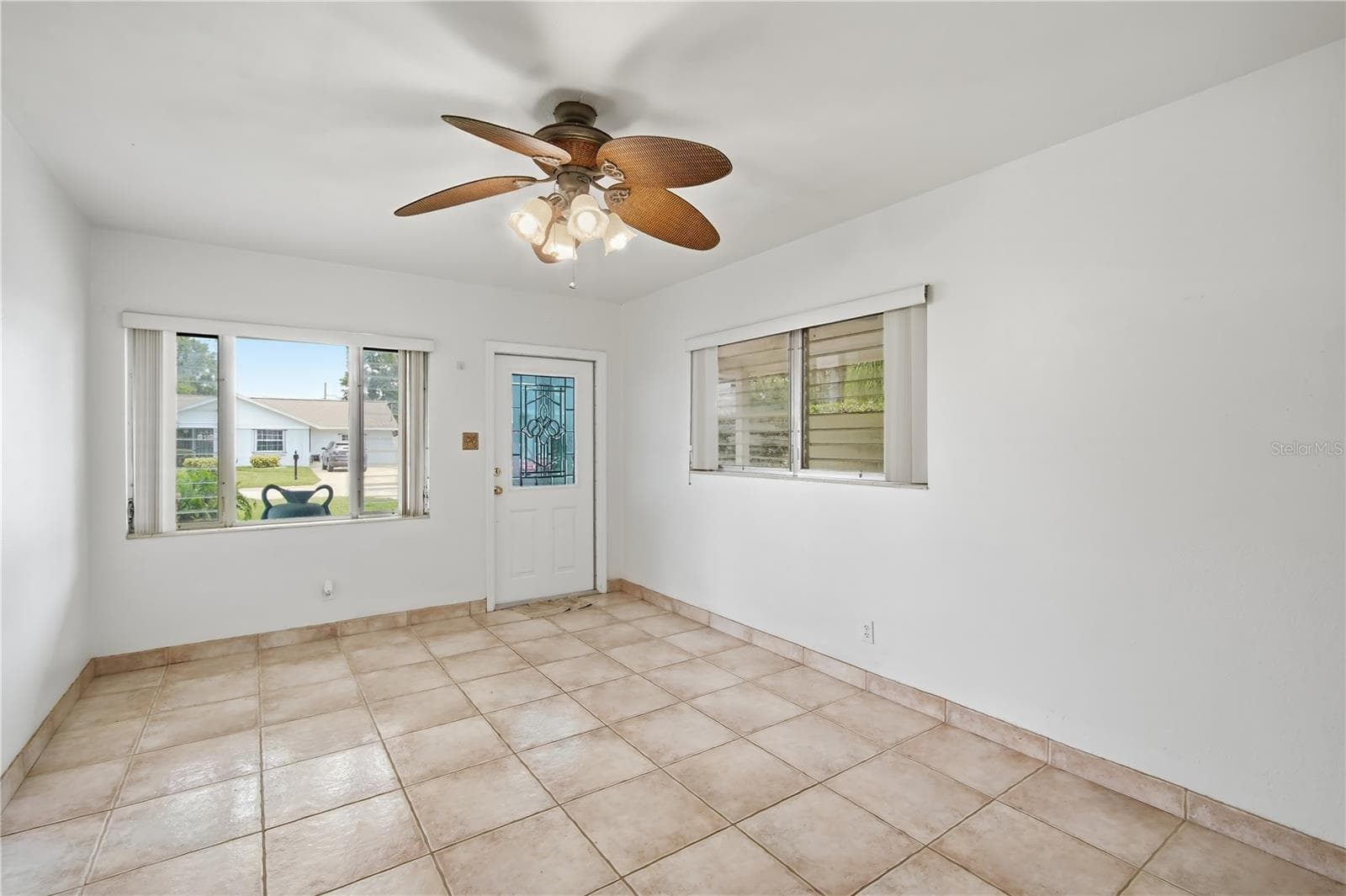 3106 W Braddock St photo 3