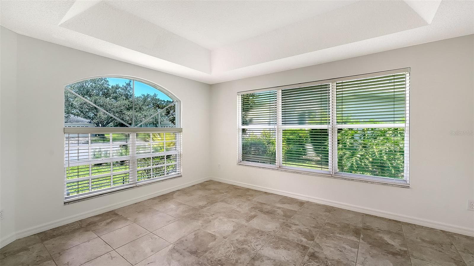 23 Arbor Oaks Dr photo 5