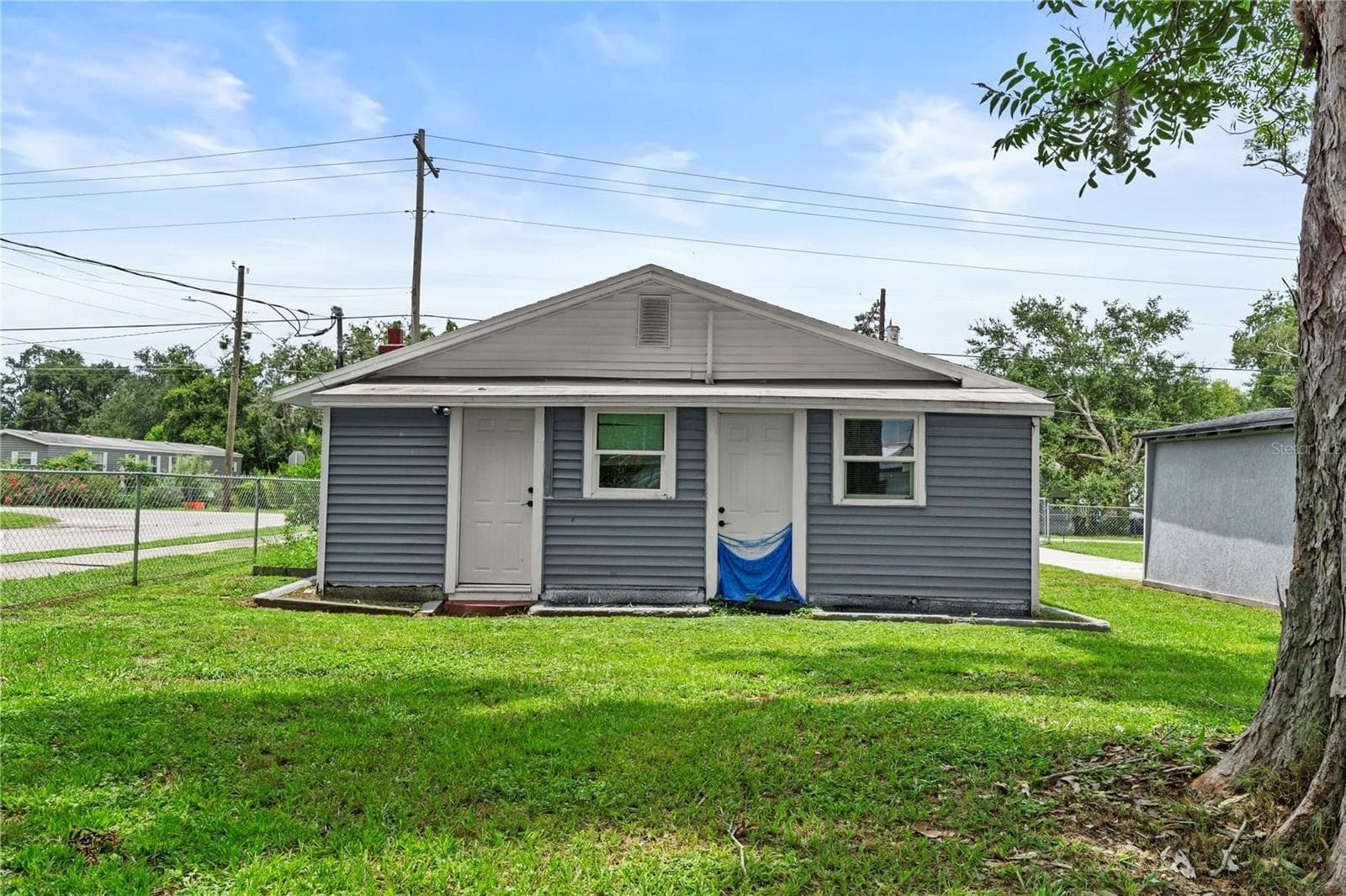 204 Pine Ave photo 4