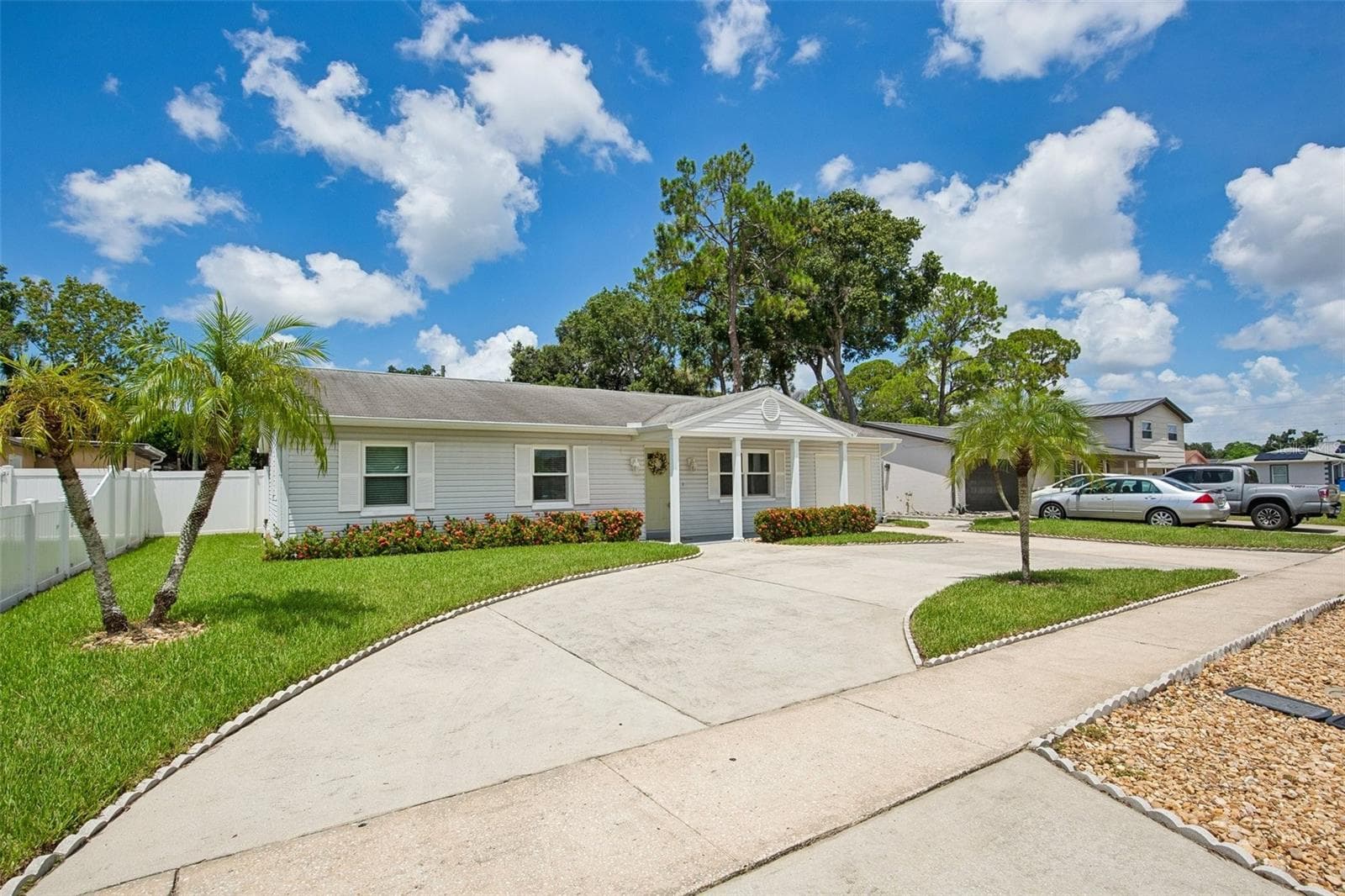 6424 Eldorado Dr photo 3