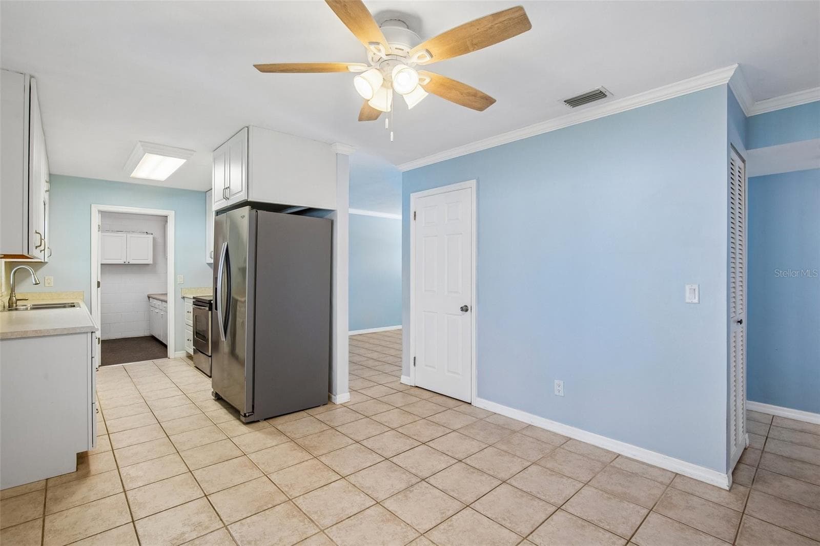 6424 Eldorado Dr photo 5