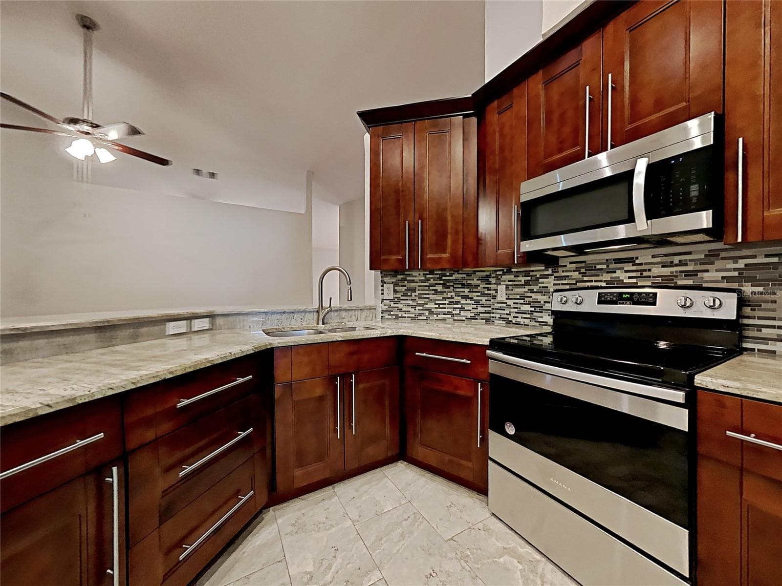 1237 Barmere Ln photo 5