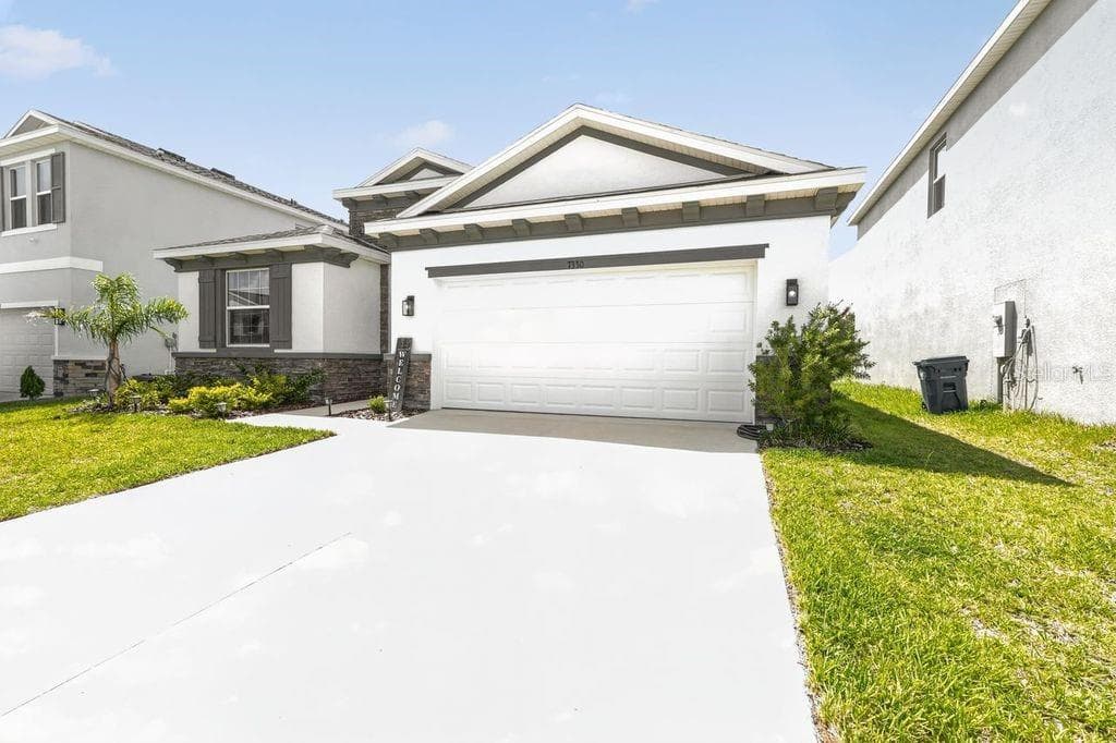 7330 Rome Ln photo 3