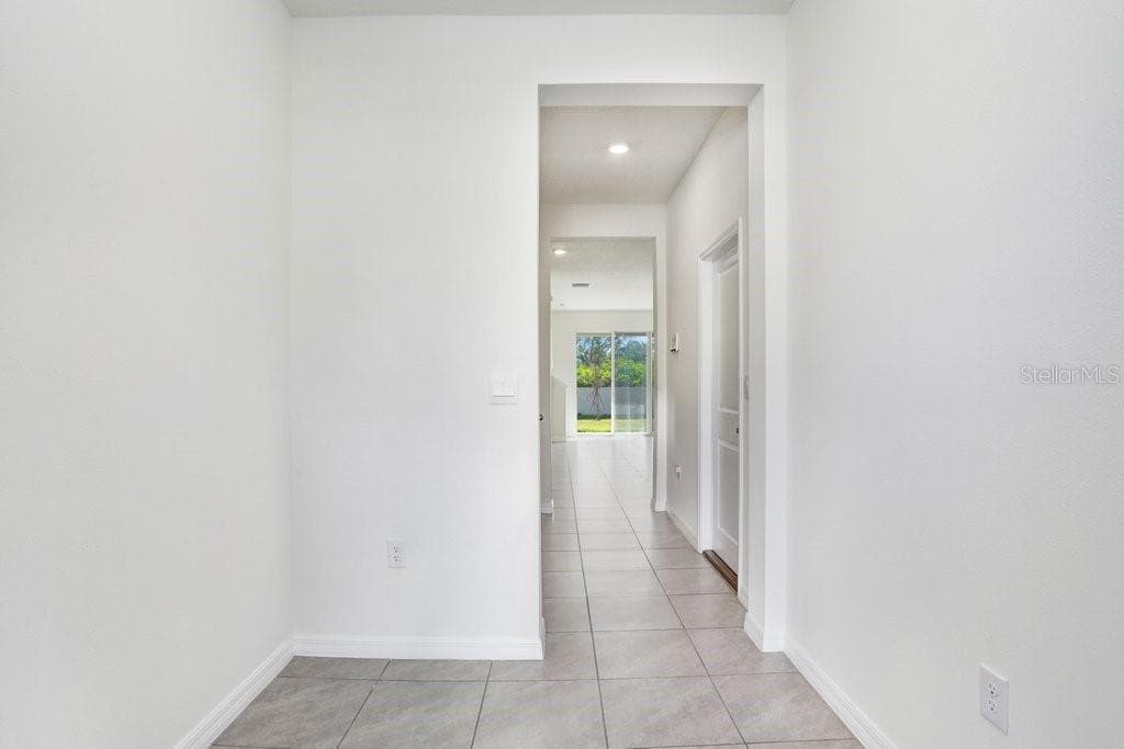 366 Mangrove Shade Cir photo 3