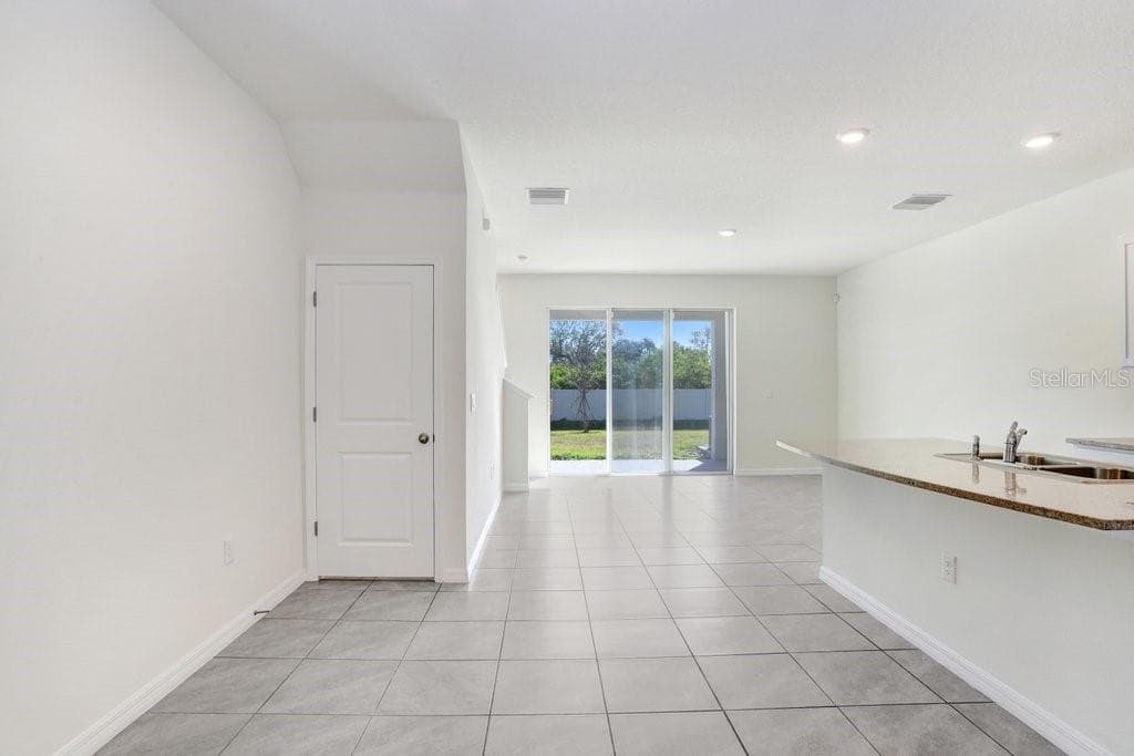 366 Mangrove Shade Cir photo 4