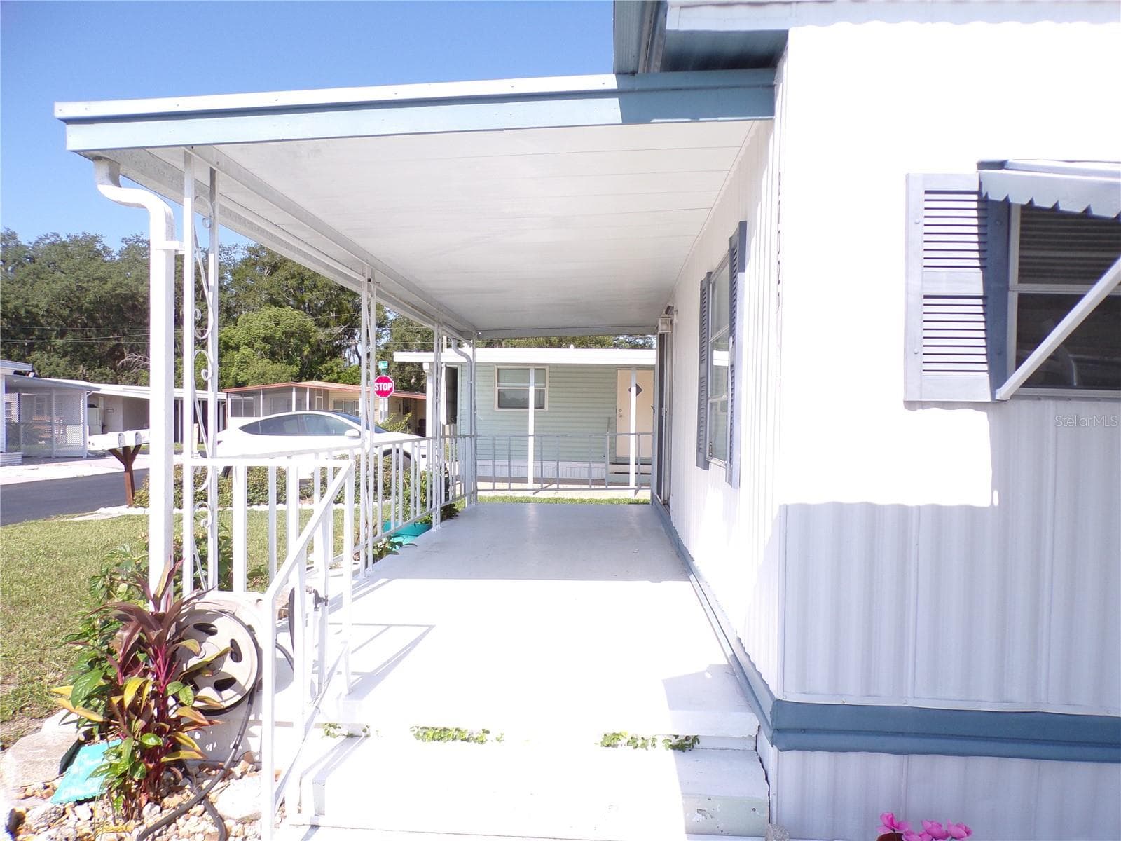 37021 Sandra Ave photo 4