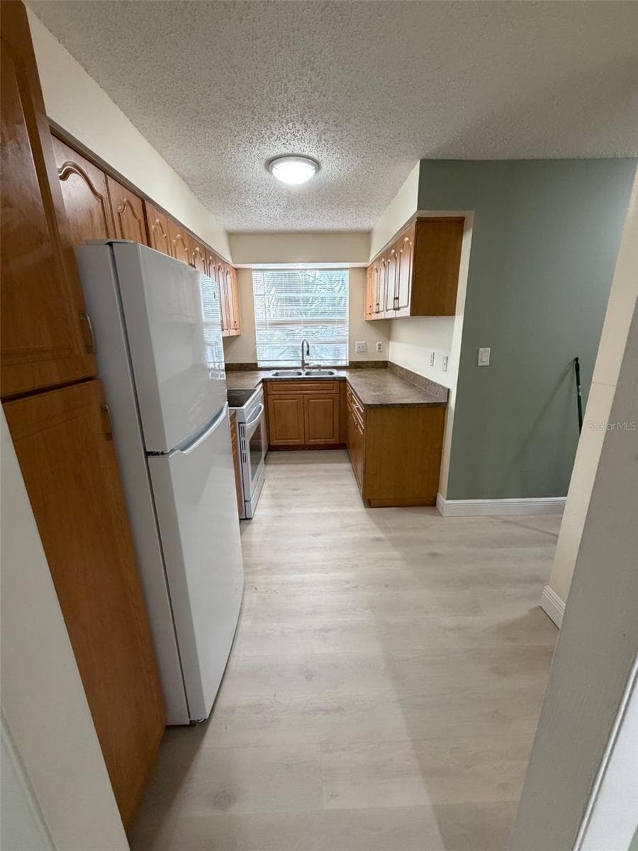 7605 Pasa Dobles CT photo 4