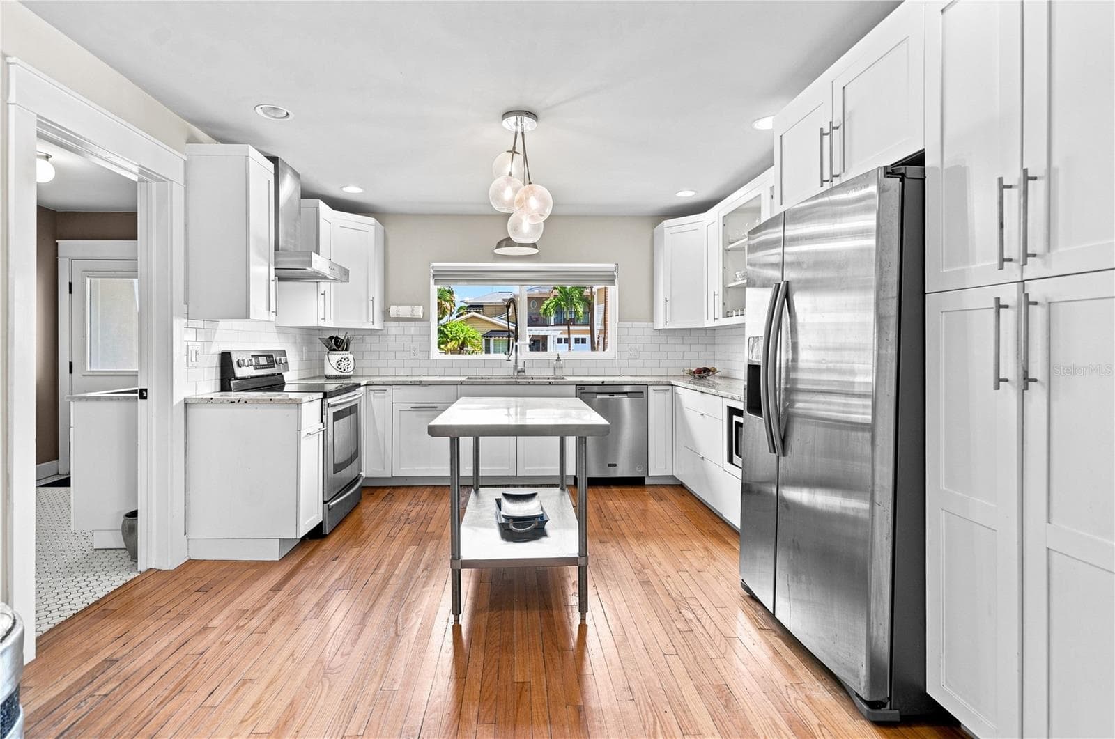 70 Gardenia St photo 5