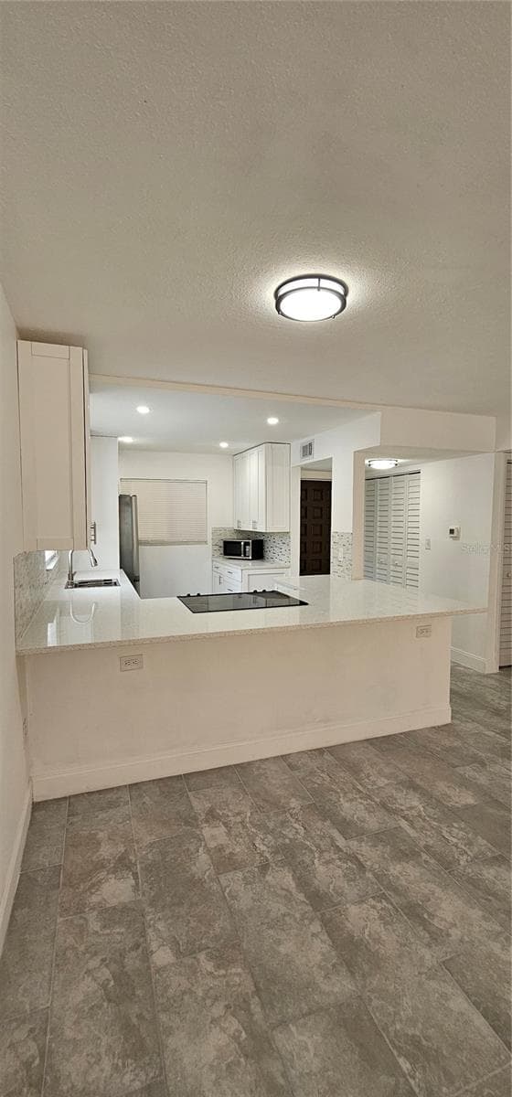 301 87th Ave #106