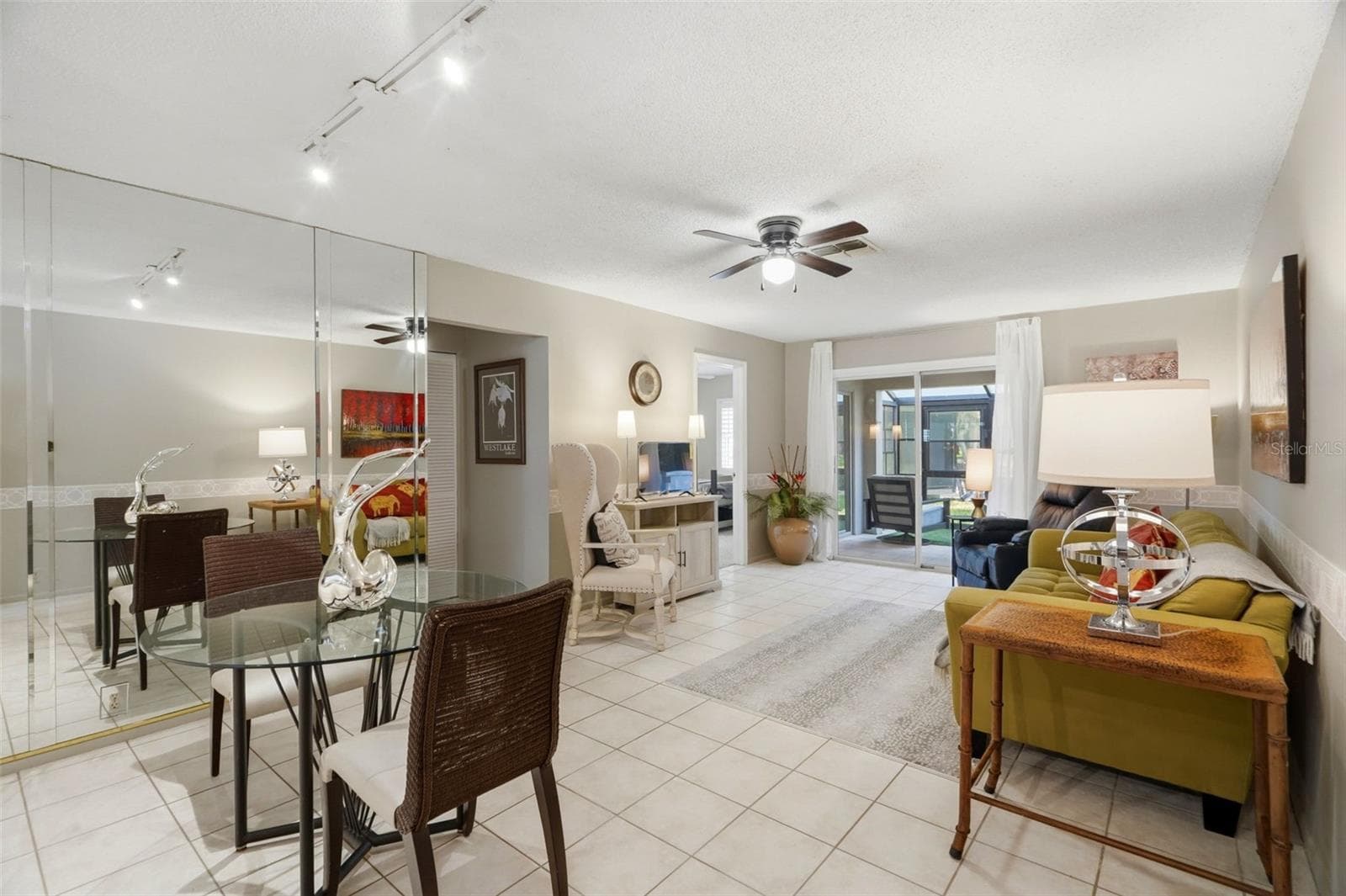 5265 E Bay Dr #410 photo 5