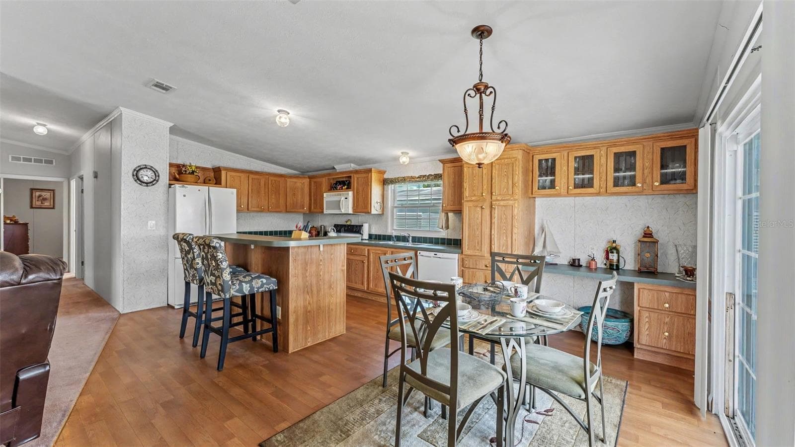 525 Perch Pl photo 3