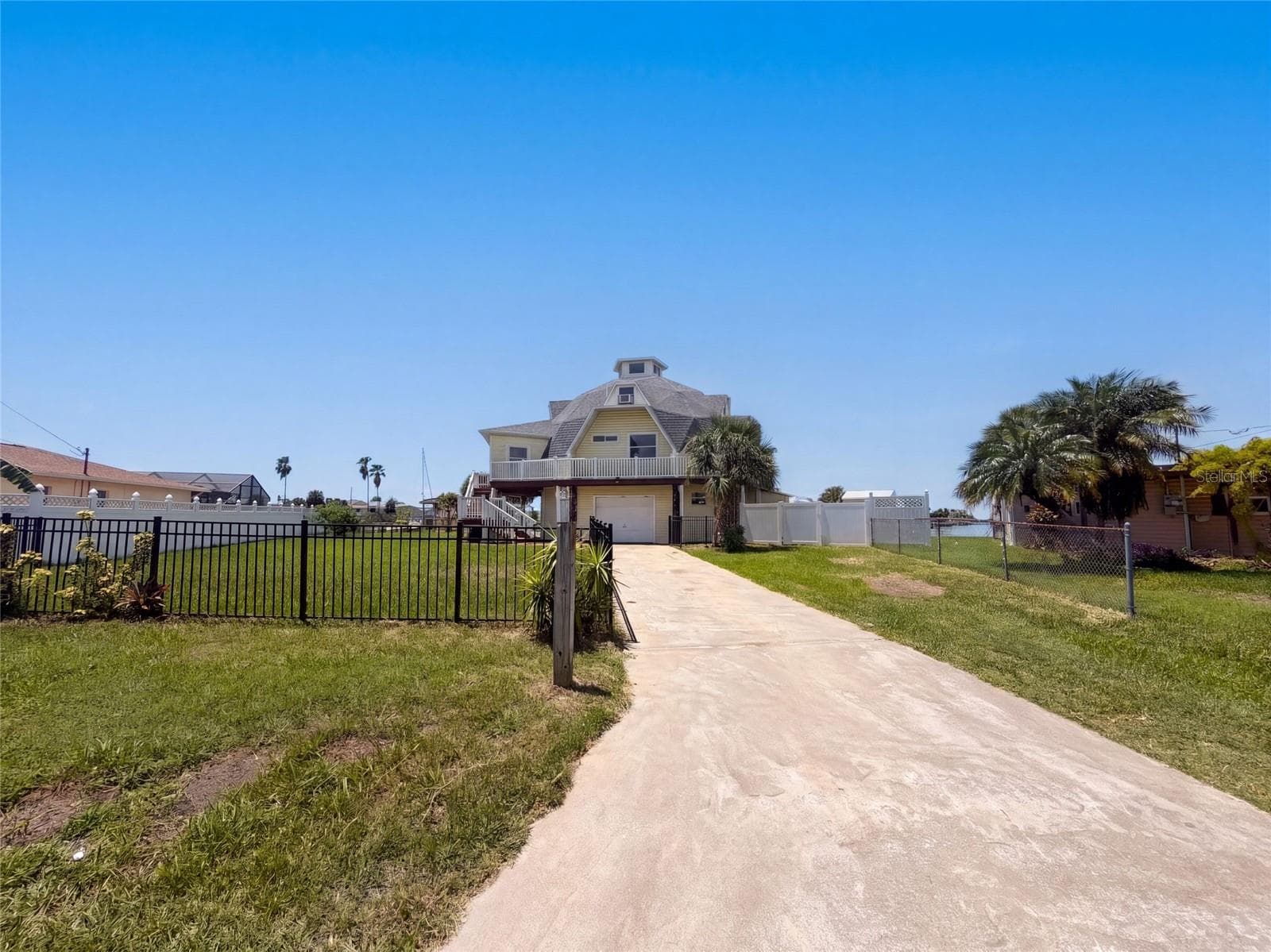 4100 Flamingo Blvd