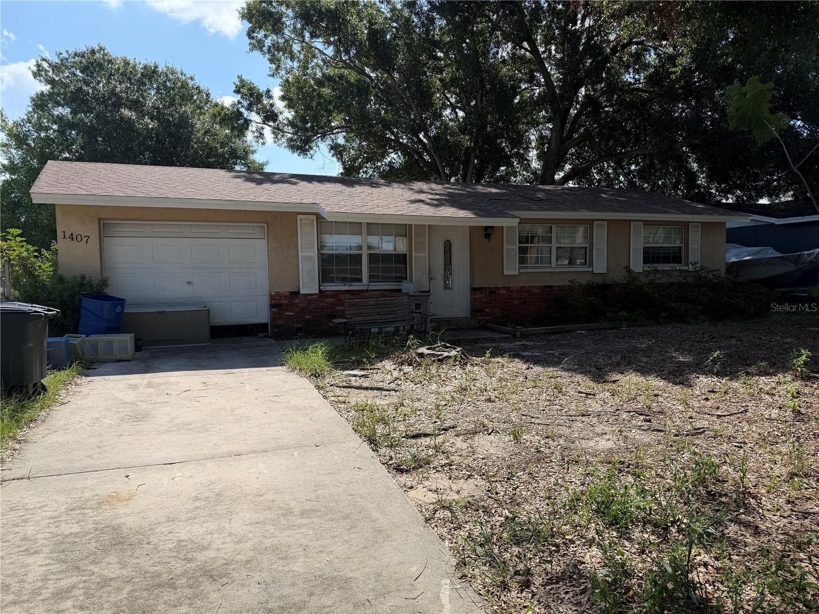 1407 Coppertree Dr