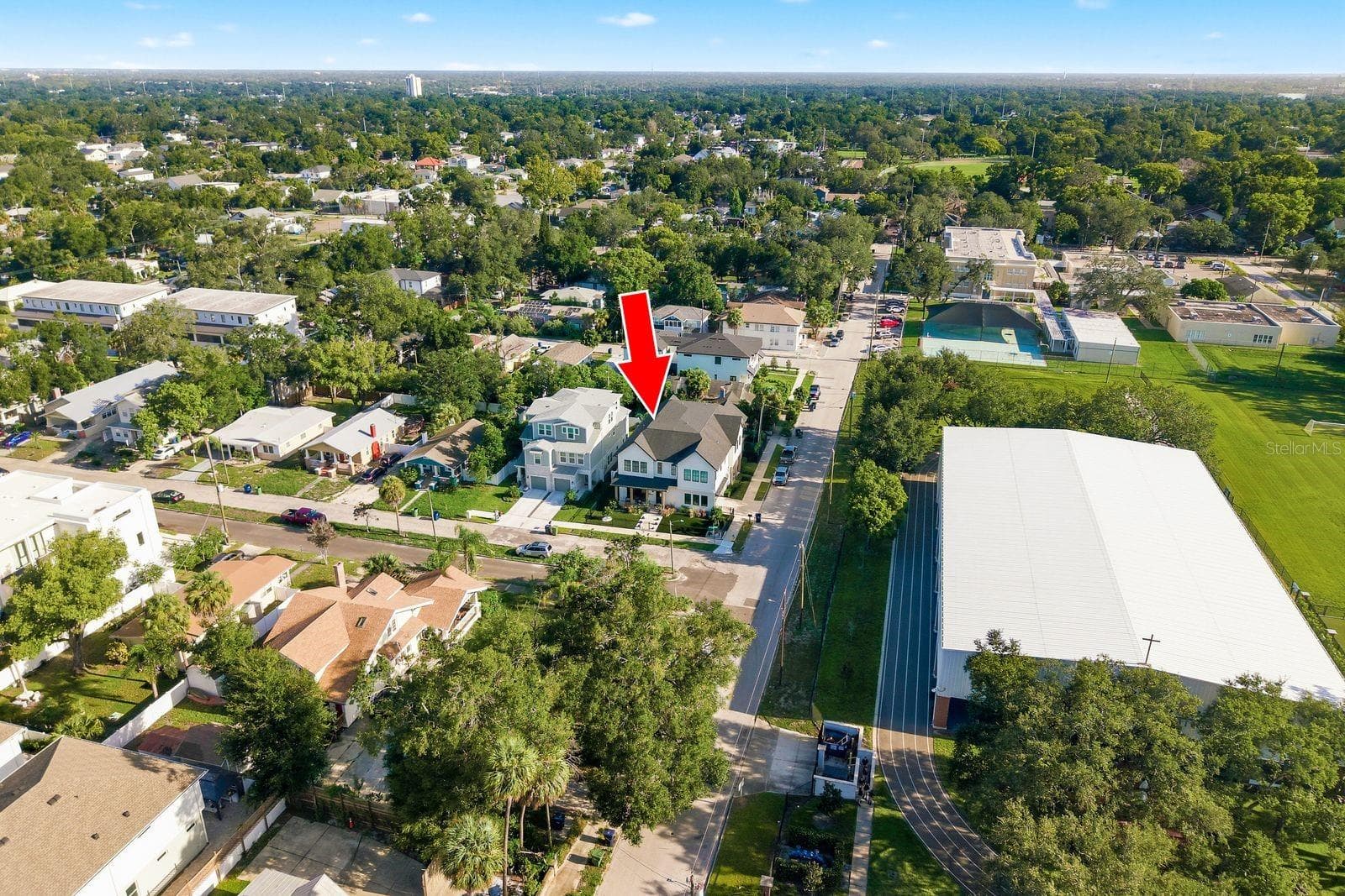 501 W Warren Ave #2