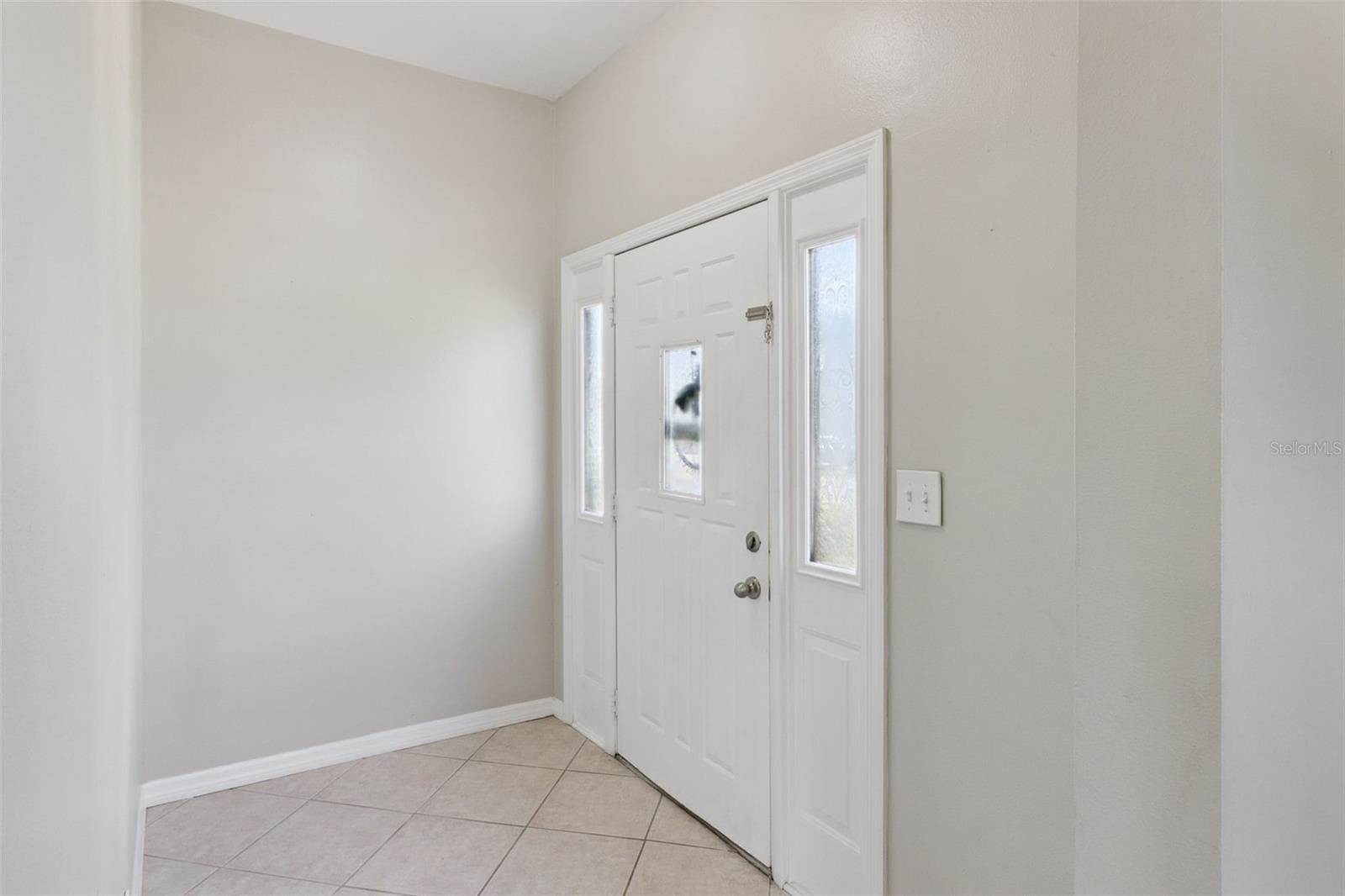 116 W Arborvitae Ln photo 4