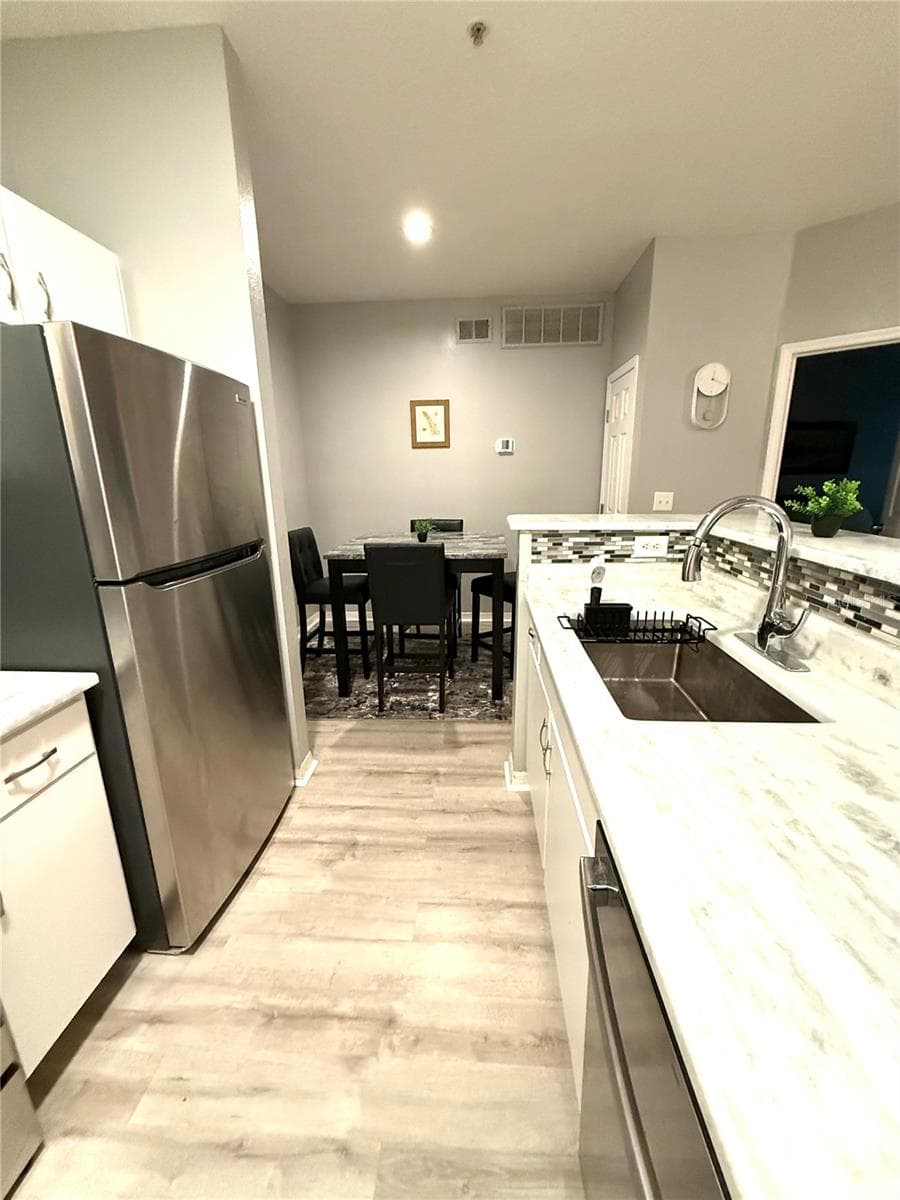 1810 E Palm Ave #5119 photo 3