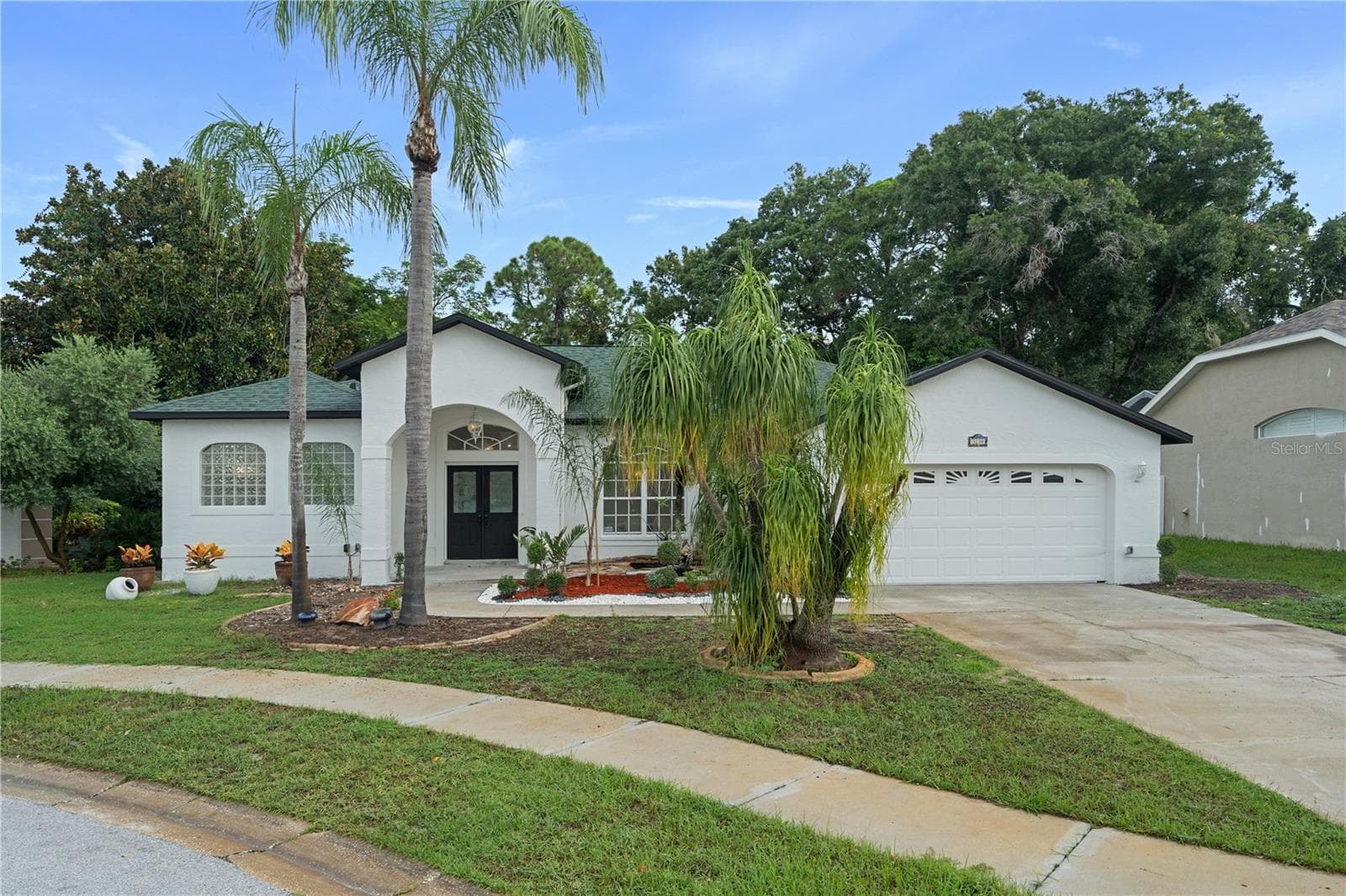 3239 Glenwood Cir