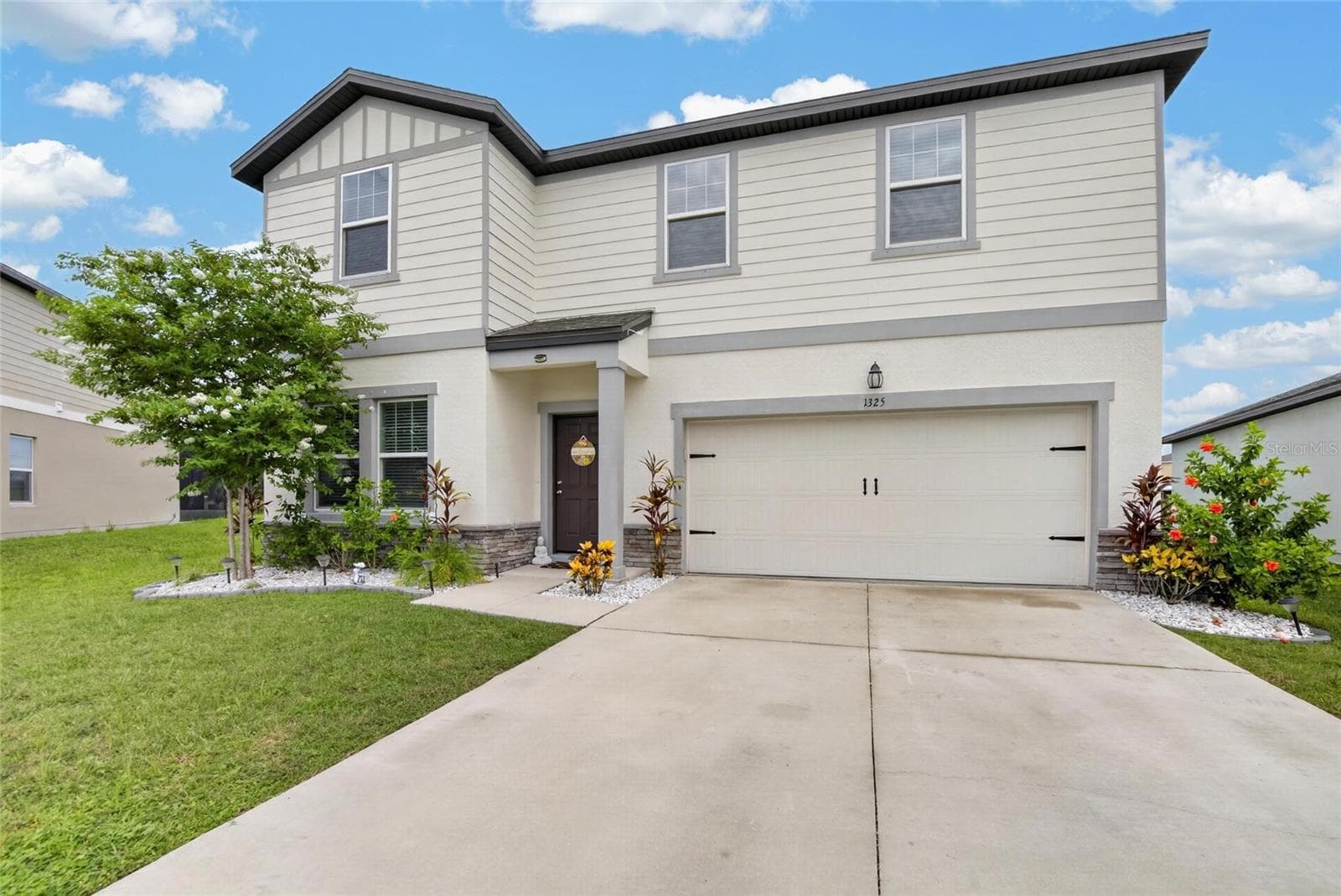 1325 Anchor Bend Dr