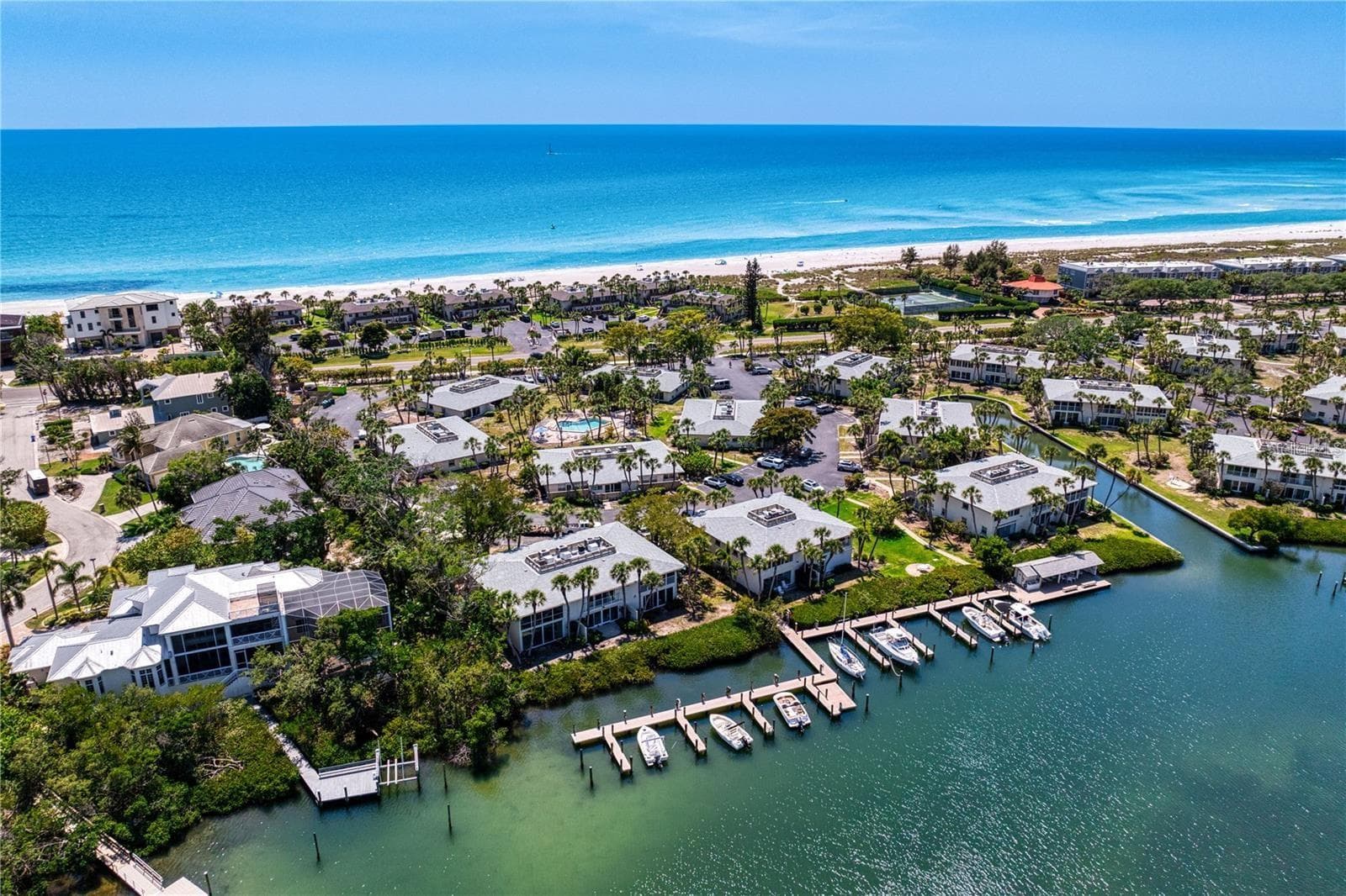 6700 Gulf Of Mexico Dr #118