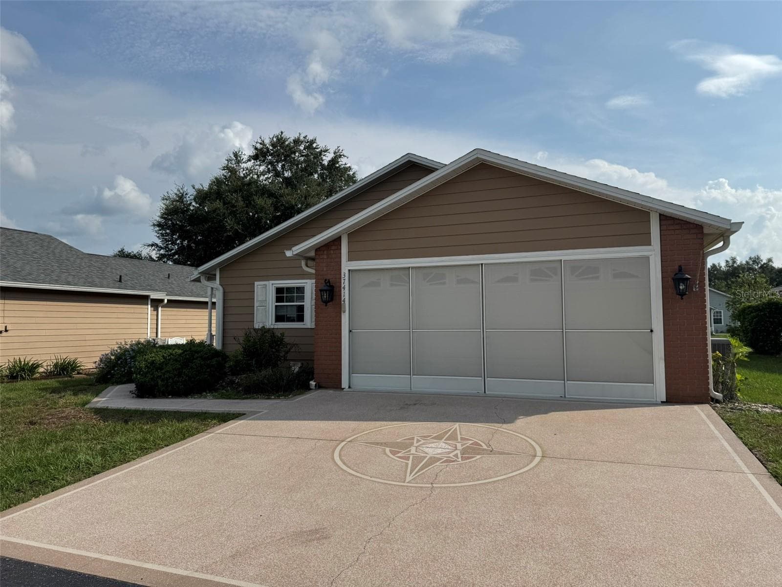 37414 Castleberry Dr