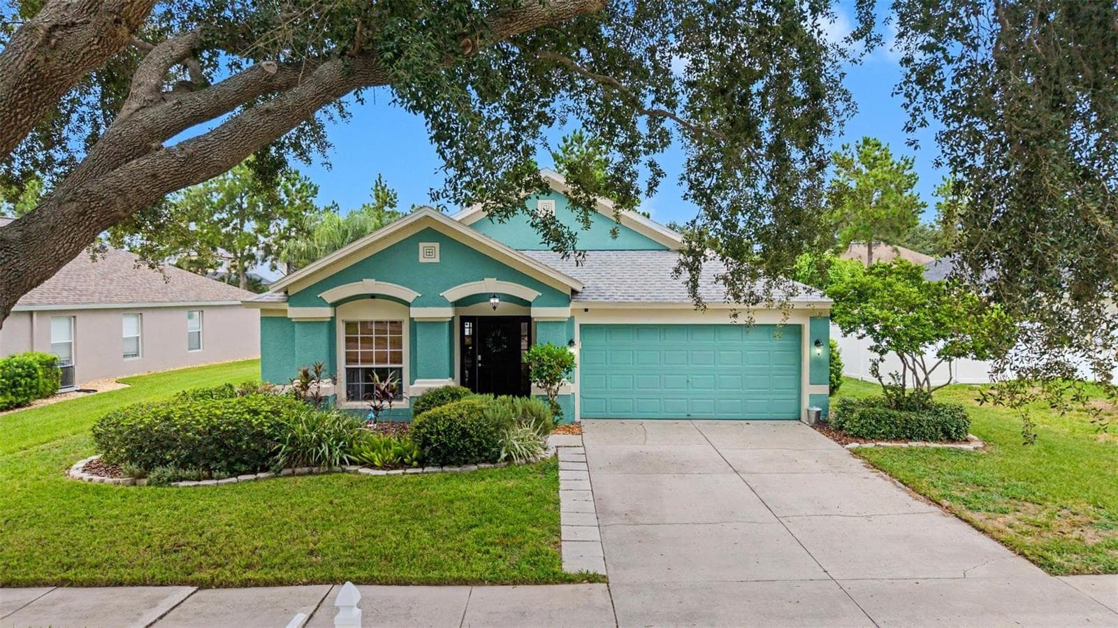 2022 Samantha Ln