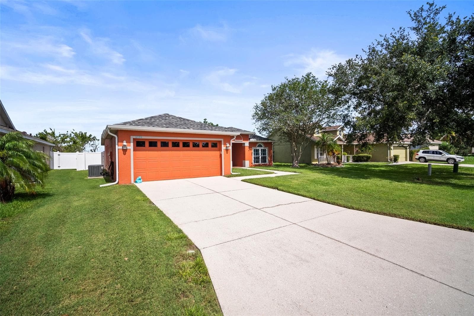 4194 Banbury Cir