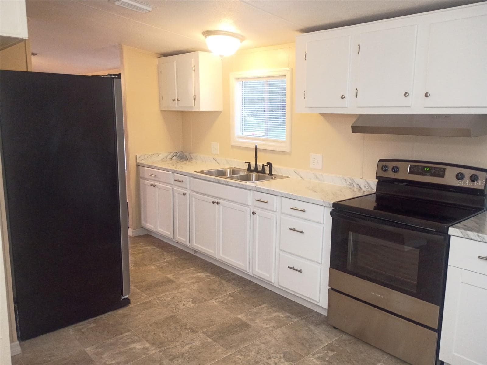 6910 Brookridge Trl photo 3