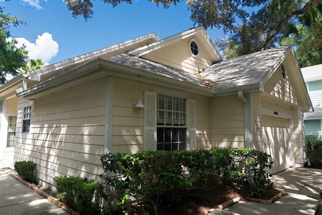 16006 Robey CT photo 2