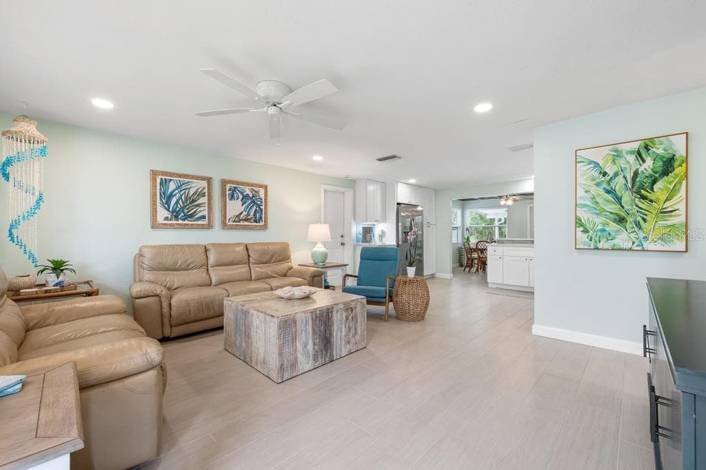 406 Bay Palms Dr photo 5