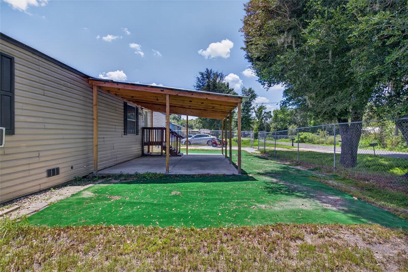 1414 Eva Ave photo 5