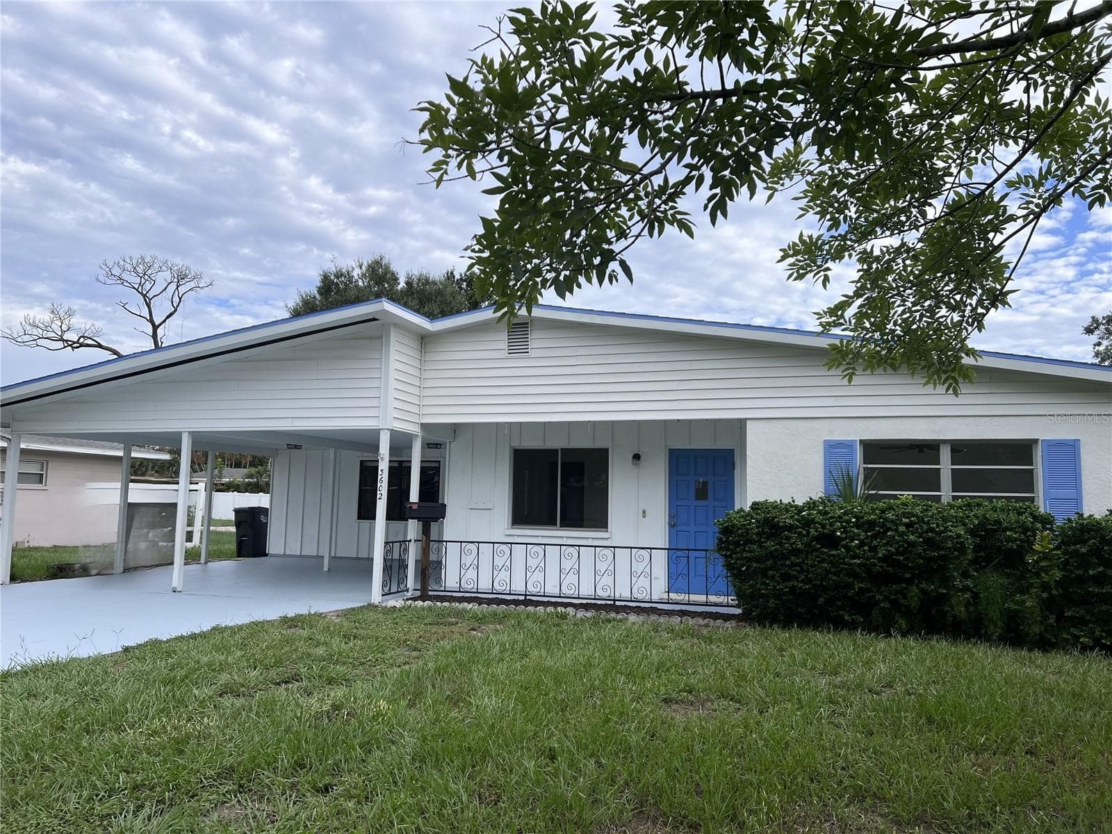 3602 17th Ave W