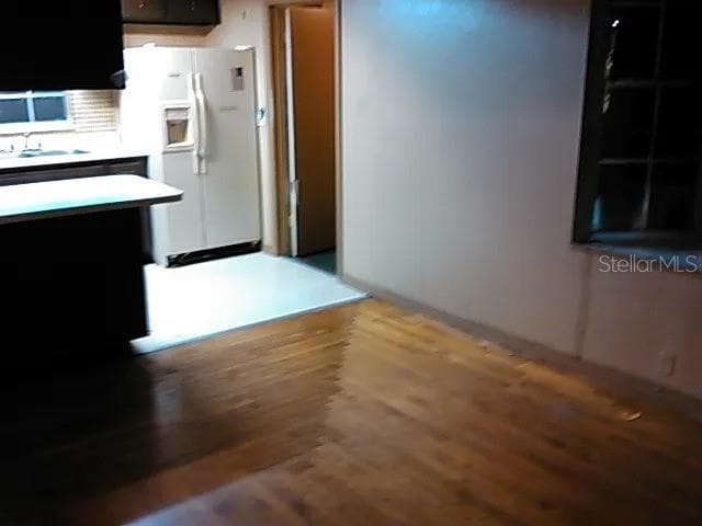 10006 N Mitchell Ave photo 4