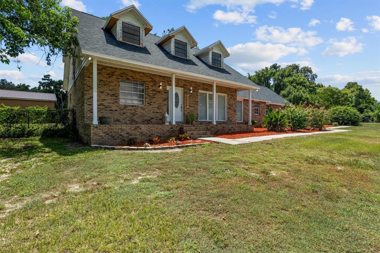 1715 Lake Miriam Dr photo 5