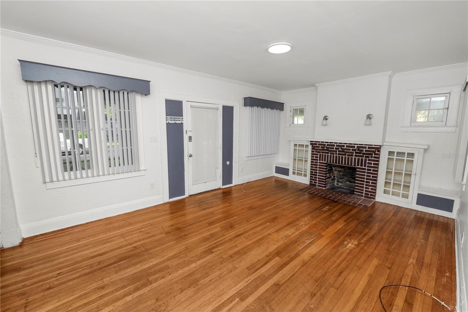 1220 Ruby St photo 3
