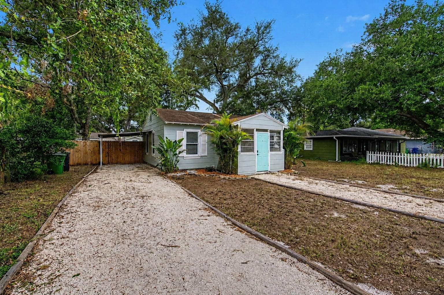 3208 W Hartnett Ave photo 2