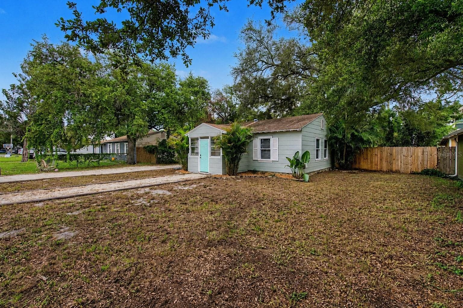 3208 W Hartnett Ave photo 5