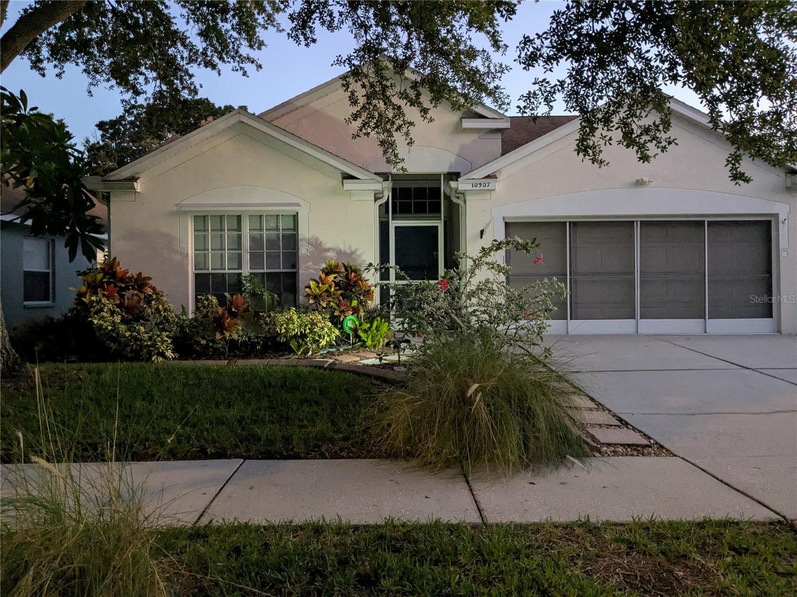 10507 Walker Vista Dr photo 2